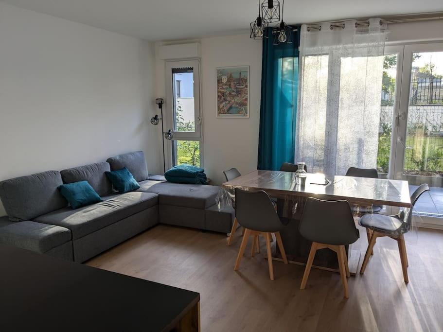 Apartment Confort Neuf 68m Carre Verneuil-sur-Seine